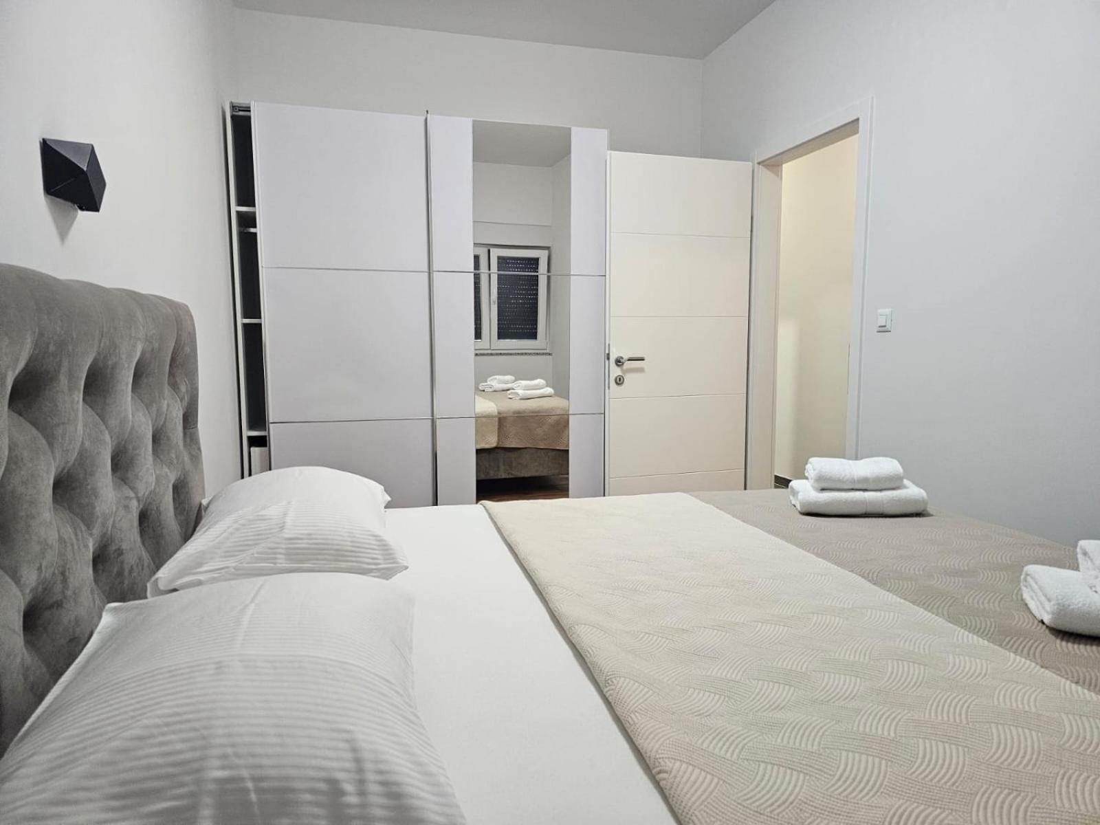 Apartments Okit Vodice Exterior photo